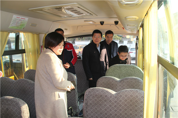 巡查校车公司 (20).JPG