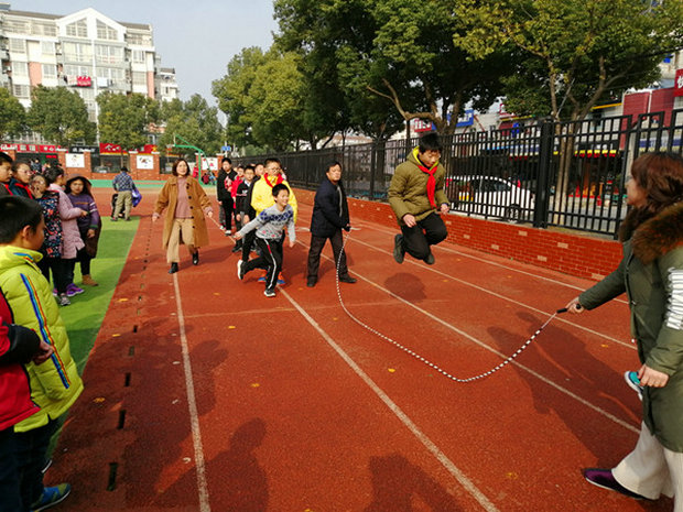 华城实验小学_副本.jpg