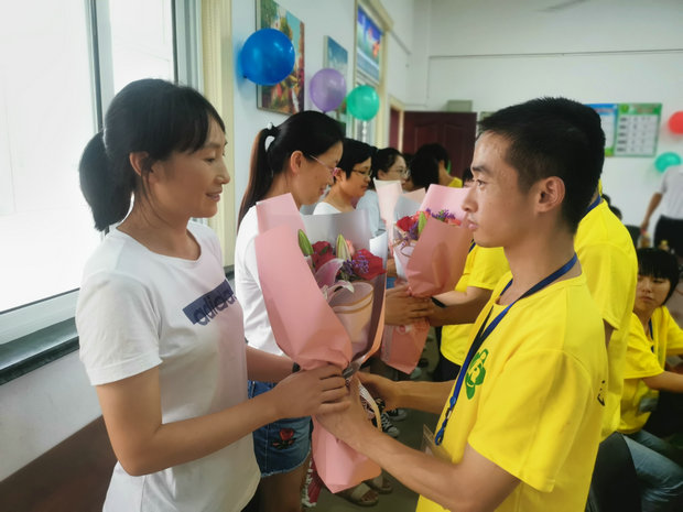 启智学校.jpg