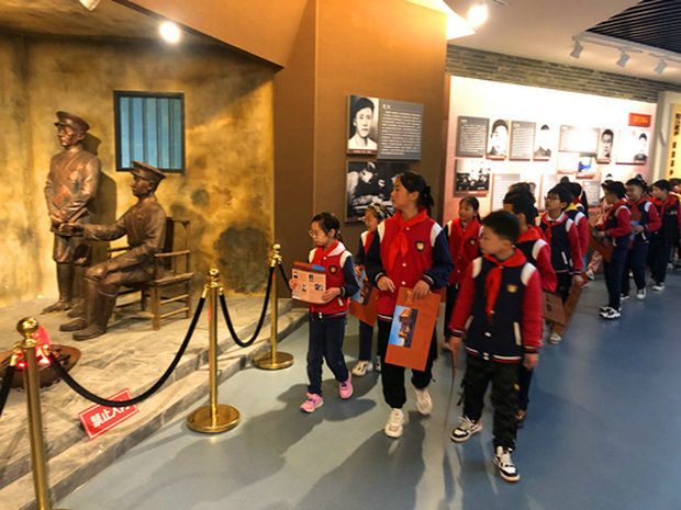 朱林中心小学.jpg