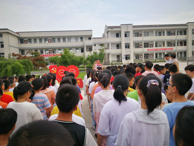河头小学：筑红色基因 传革命薪火.jpg
