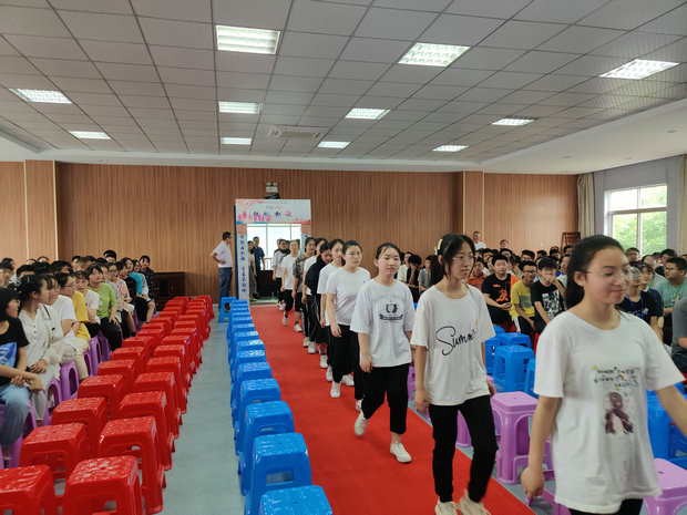 水北中学：颂建党百年  逐青春梦想.jpg