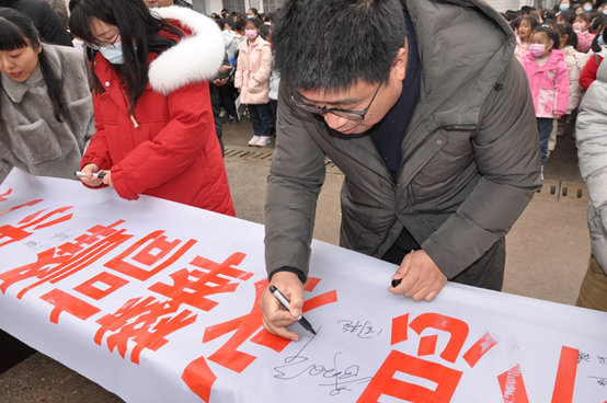 e772d65beb1967f240be5376bb5d1f6.png