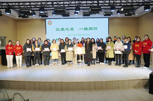 DSC08997_调整大小_副本.JPG