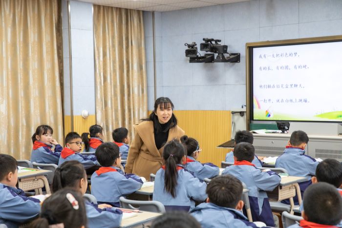 陈俊霞1.jpg