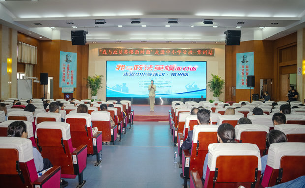 开头第一段_副本.jpg