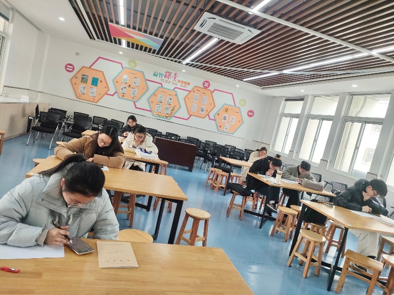 图2板书设计 (1)_副本.jpg